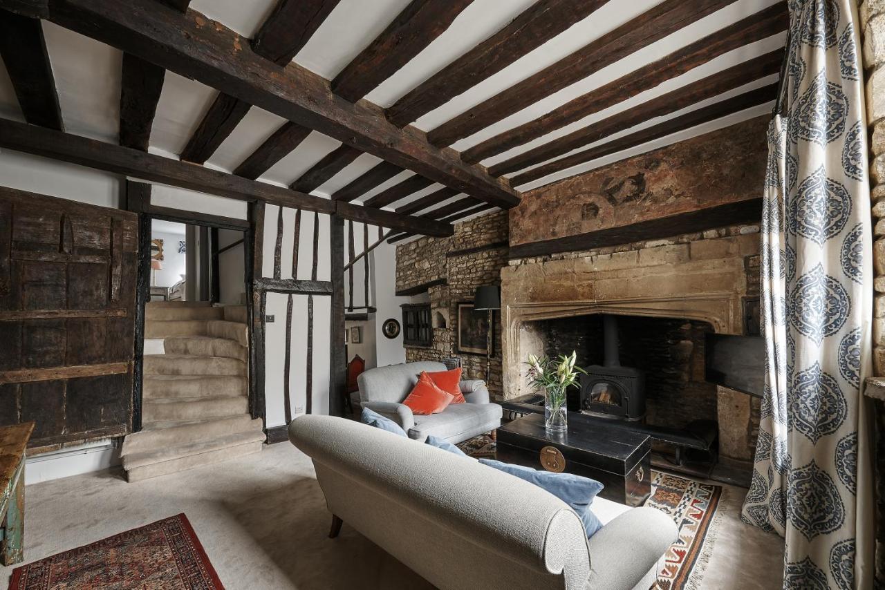 Luxury Cotswolds Cottage Optional Hot Tub, คาสเซิลโคมบ์ ภายนอก รูปภาพ