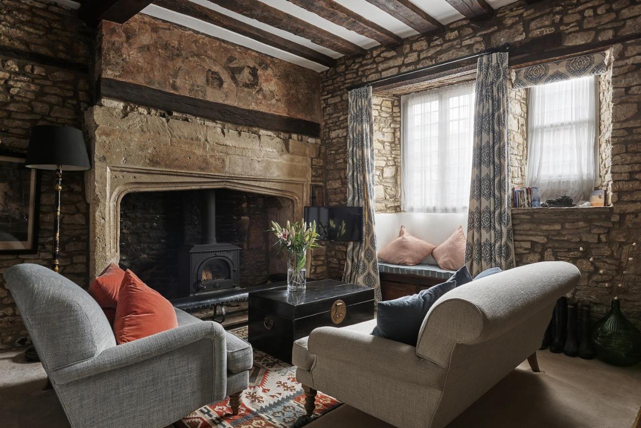 Luxury Cotswolds Cottage Optional Hot Tub, คาสเซิลโคมบ์ ภายนอก รูปภาพ