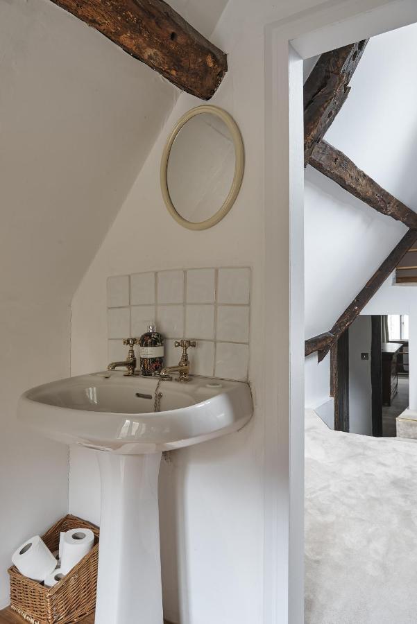 Luxury Cotswolds Cottage Optional Hot Tub, คาสเซิลโคมบ์ ภายนอก รูปภาพ
